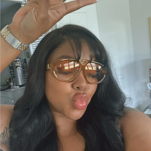 24 inch body wave wig (A) - Picture 3 of 7